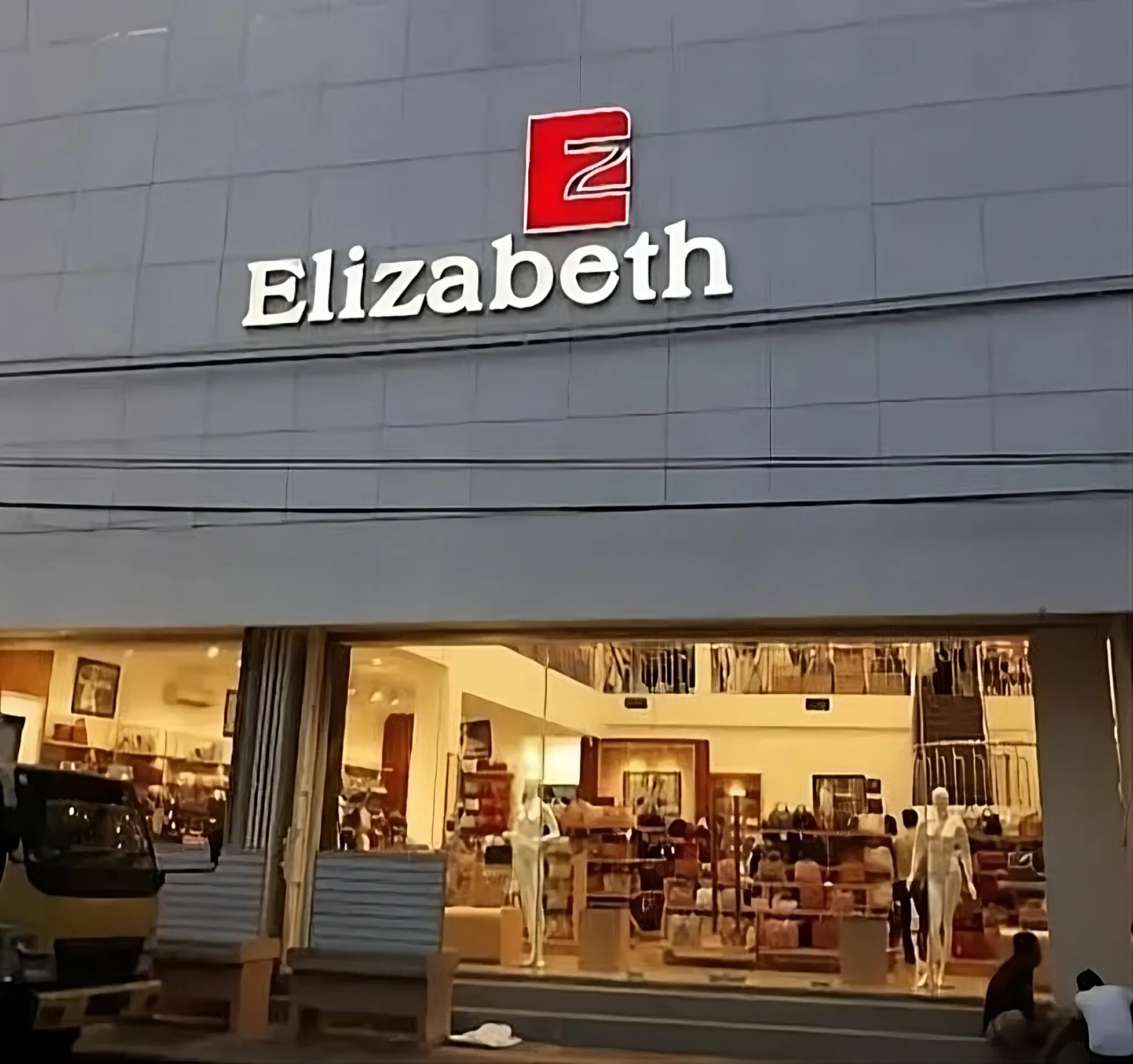 tas Elizabeth Surabaya