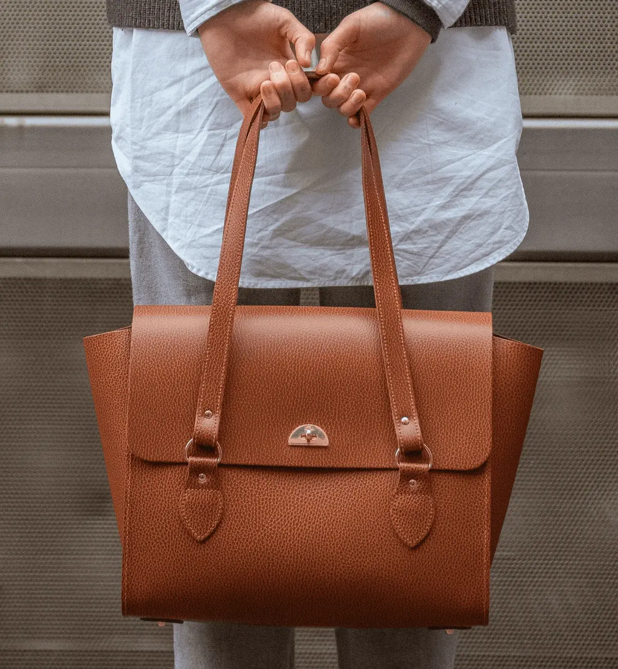 perbedaan tas The Cambridge Satchel Company asli dan kw