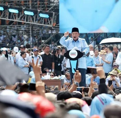 merchandise politik custom