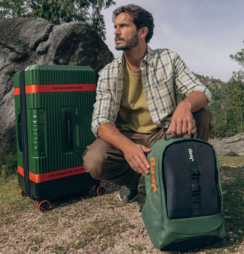 kelebihan tas ransel dan tas koper untuk traveling