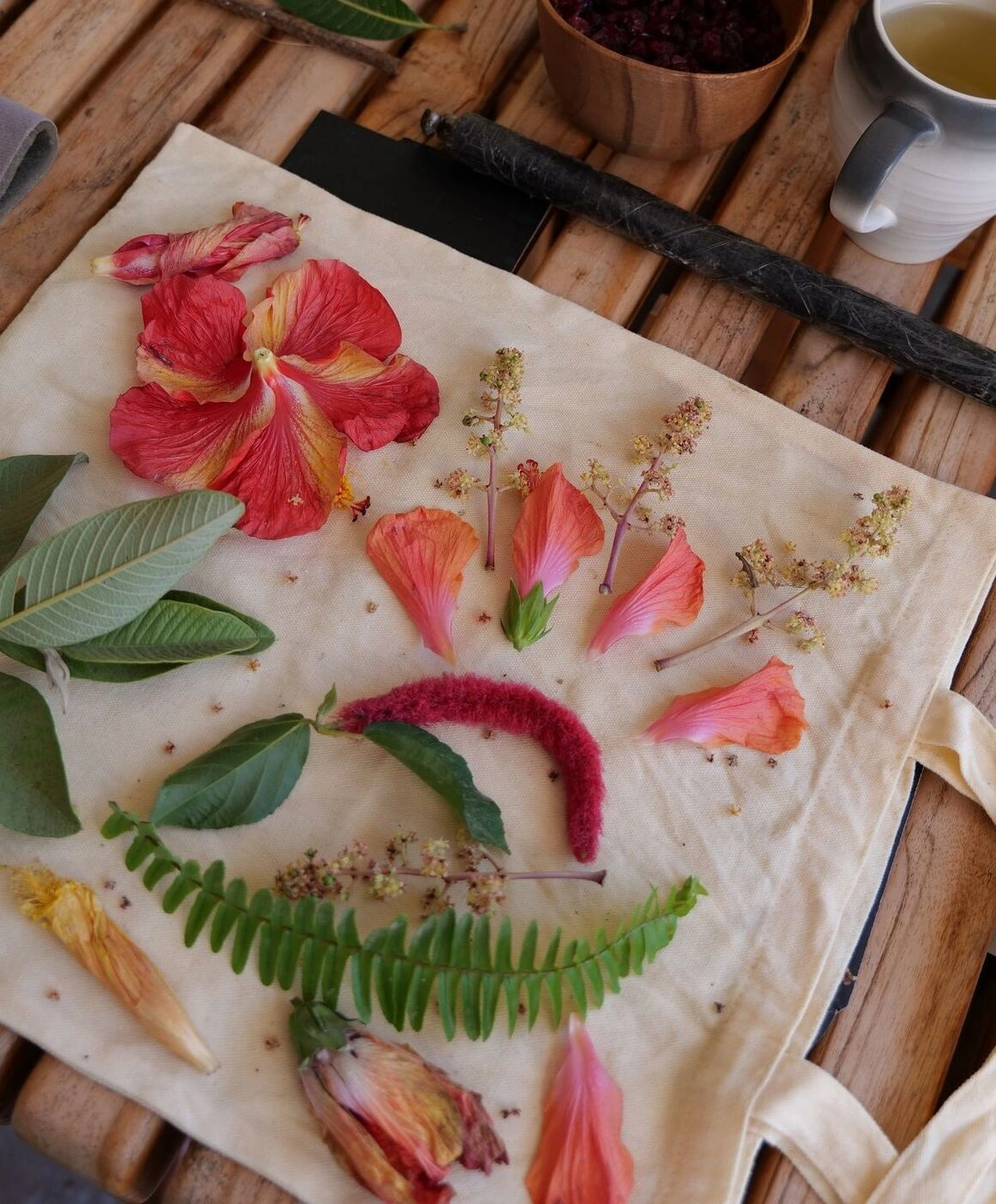 eco printing totebag